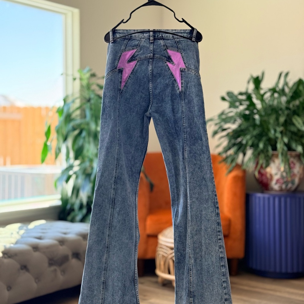 FREE PEOPLE THUNDERBIRD FIRECRACKER METALLIC PURPLE PINK FLARE JEANS SIZE 28